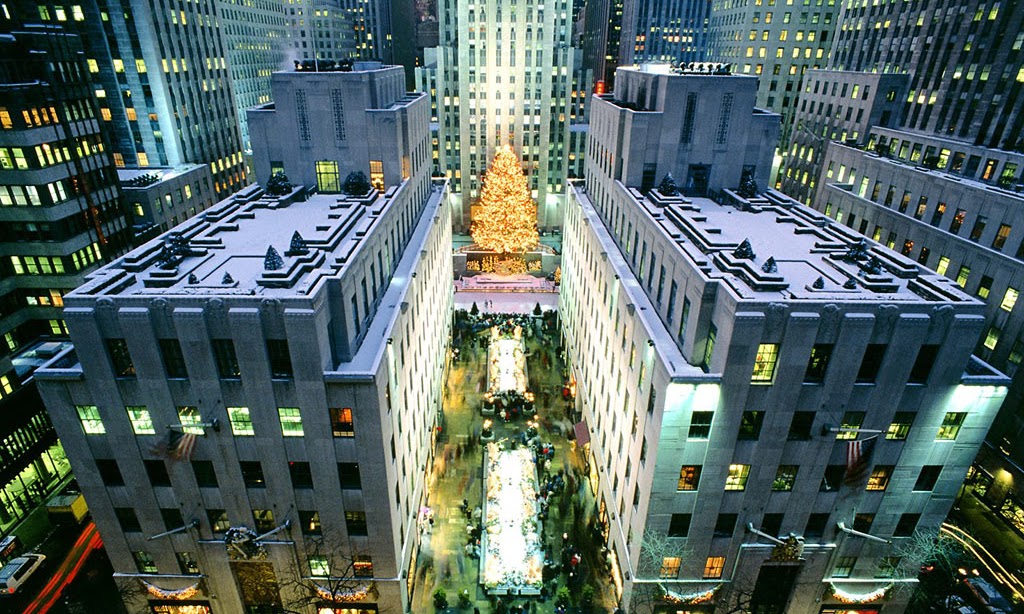 Friday's ffffound: Christmas in New York
