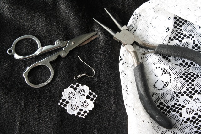 The Traveling Spoon: Pinned There, Done That: Lace Earring Tutorial