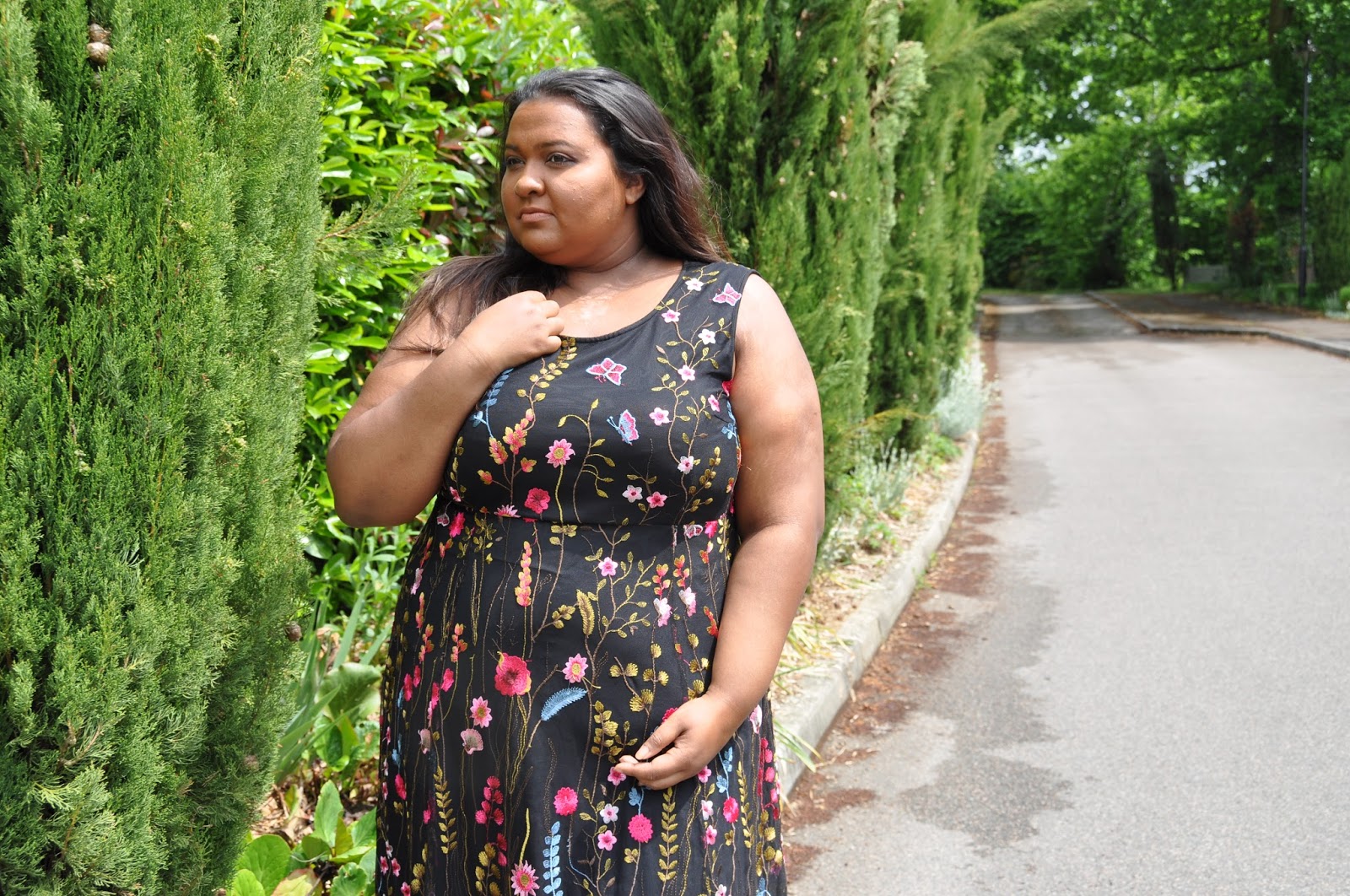 Coveted Embroidery from Navabi - The World Through Kat's Eyes