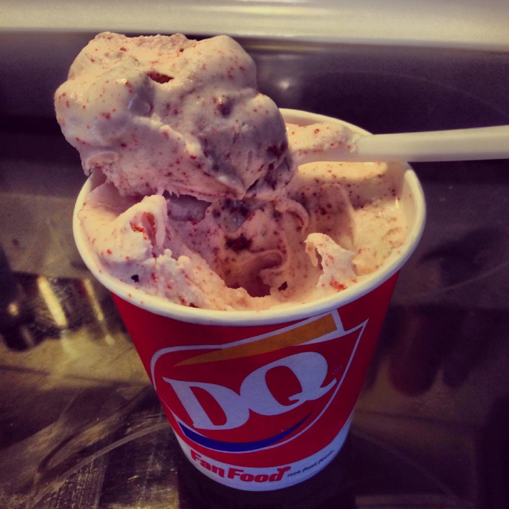 food and ice cream recipes READER REVIEW Bob's Review of Dairy Queen