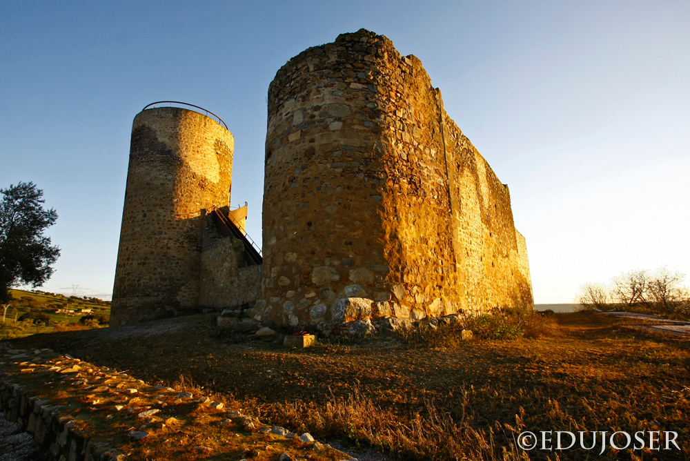 EDUJOSER CASTILLO DE MEDINA DE LAS TORRES (Badajoz)