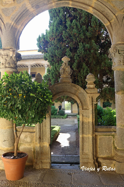 Claustro renacentista del Monasterio de Yuste