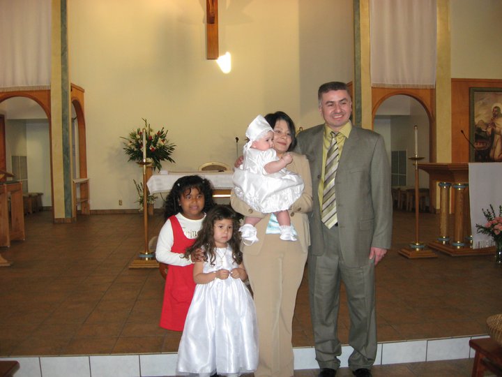 My Sister Luz Elena's family and Victoria