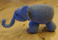 PATRON ELEFANTE AMIGURUMI 1980