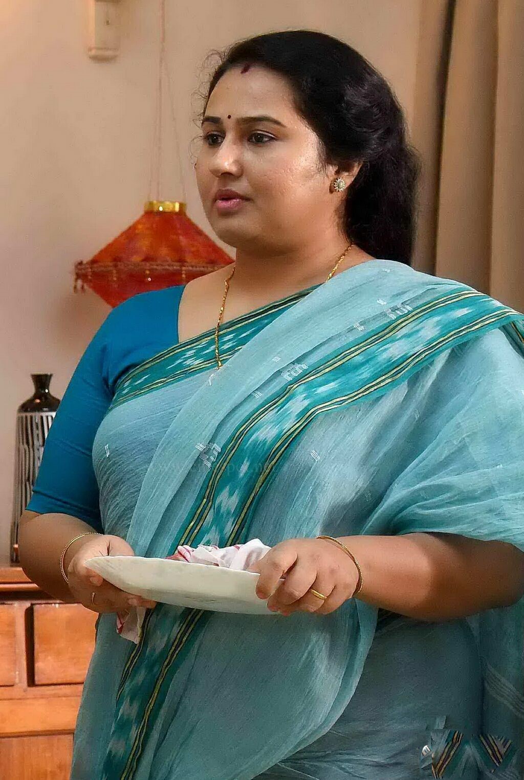 malayalam serial actress archana navel photos malayalam serial actress archana navel photos