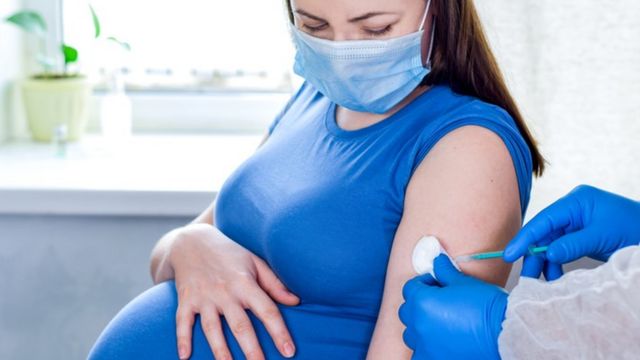 ESPECIALISTA ALERTA: As vacinas Covid estão matando bebês no primeiro trimestre...  Infertilidade pode ser o resultado final