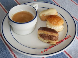  1071º Menú, Aperitivo, ensalada templada de bacalao, carne guisada y pastelillos 