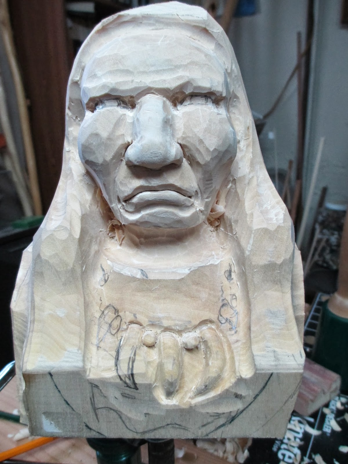 Knotty Wood Spirits Bear Claw Necklace