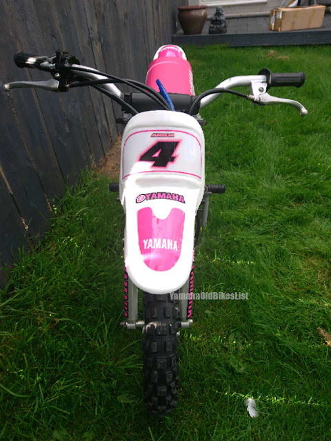 Beginner Bike : Yamaha PW50 Pink 