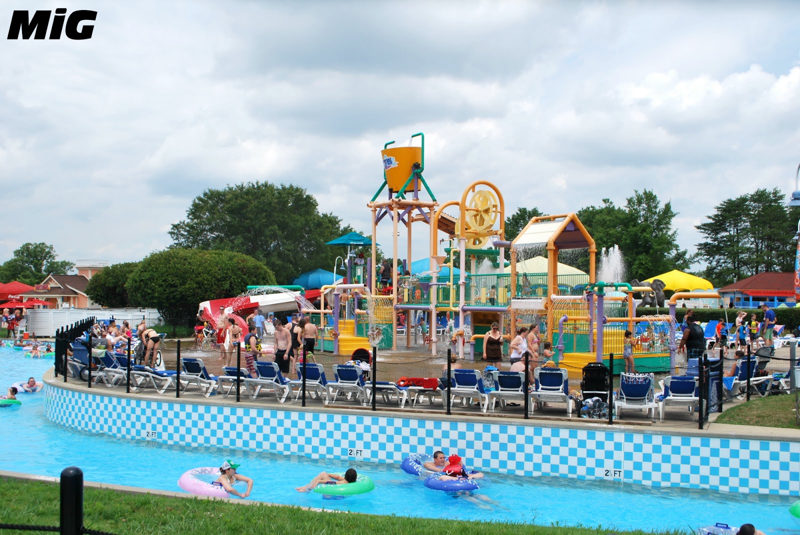 MidwestInfoGuide Boomerang Bay Carowinds