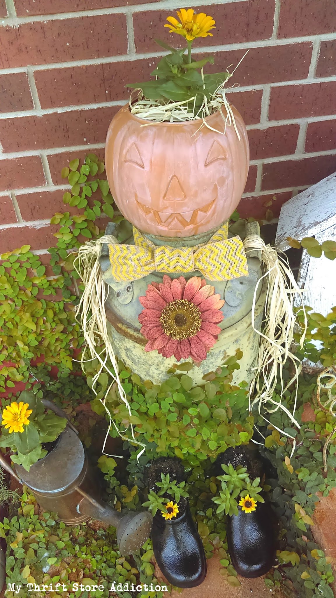 thrifty fall garden decor