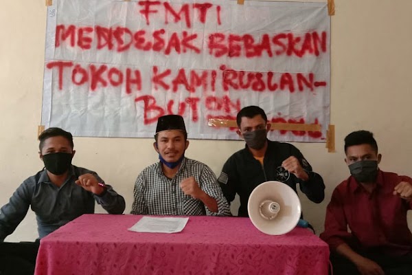 Front Mahasiswa Timur Indonesia: Bebaskan Ruslan Buton, Lawan Komunis!