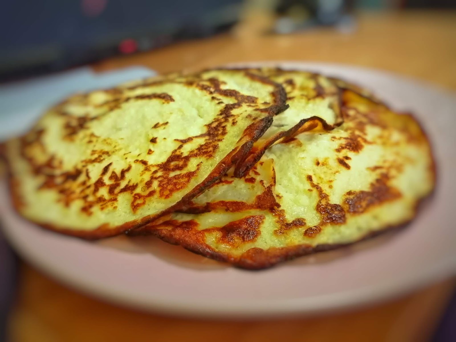 Keto naleśniki z ricottą