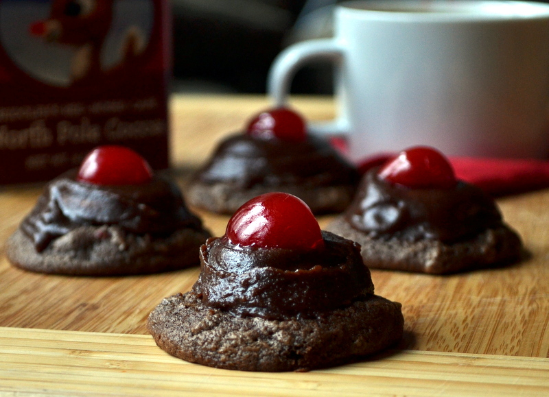 hardly-housewives-rudolph-nose-cookies