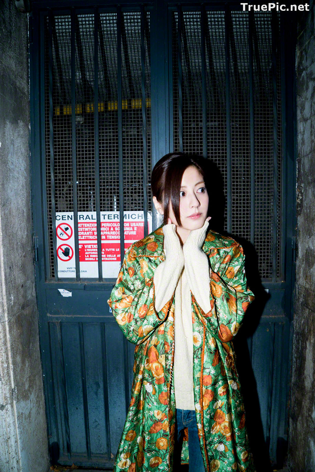 Image Wanibooks No.136 - Japanese Actress and Singer - Yumi Sugimoto - TruePic.net - Picture-82