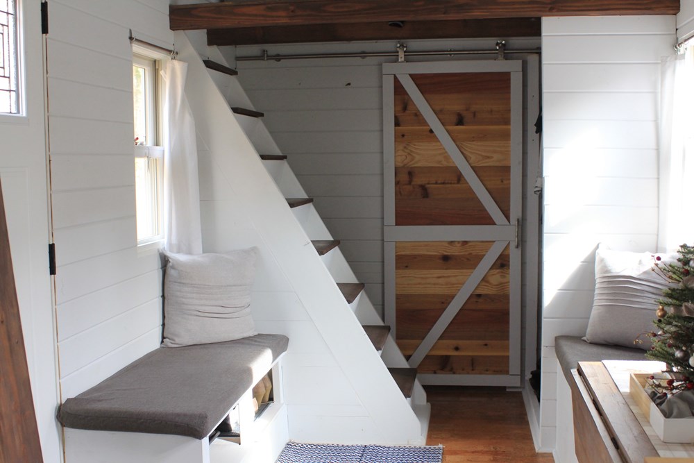 EcoFriendly Tiny House in Knoxville [ TINY HOUSE TOWN ]