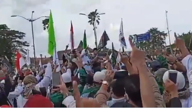 Aksi Tolak RUU HIP di Jogja, Massa Ormas Islam: Kita akan Korbankan Jiwa Raga untuk Menumpas PKI Aksi Tolak RUU HIP di Jogja, Massa Ormas Islam: Kita akan Korbankan Jiwa Raga untuk Menumpas PKI
