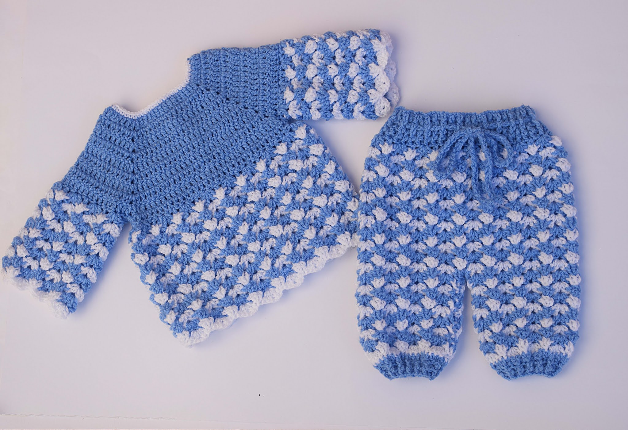 Pantalón conjunto jersey crochet