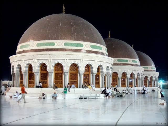 7 most beautiful mosques in Asia - you must visit them