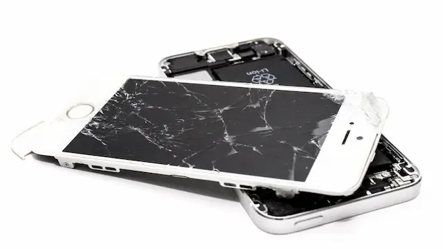 هل شاشة هاتفك التي تعمل باللمس متكسرة أو بها خدوش؟ تجنب هذه النصائح السيئة لإصلاح الشاشة