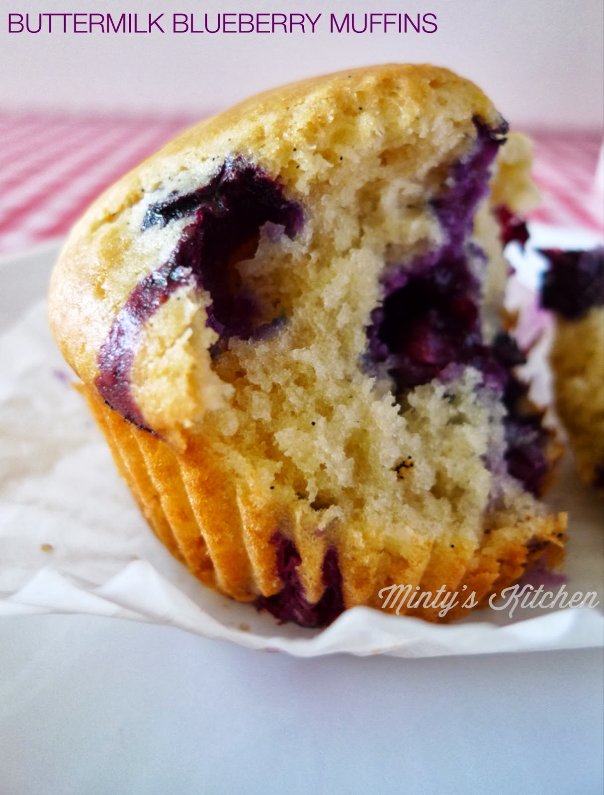 Minty&amp;#39;s Kitchen: Buttermilk Blueberry Muffins