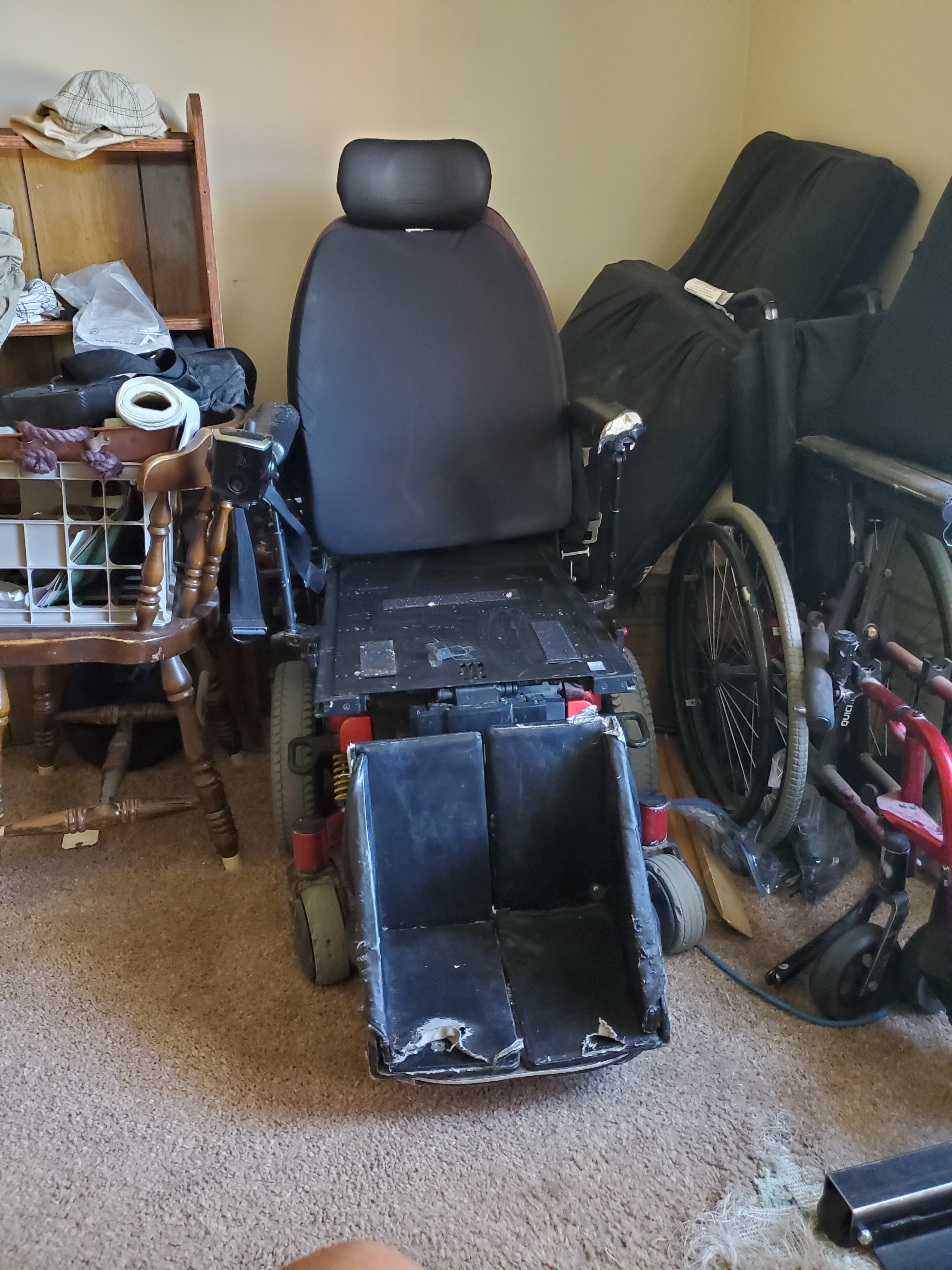 MEADOWLARK'S MIND Power Chair Problems