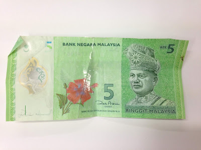 Berapa Nilai Duit Kertas Ringgit Malaysia Yang Rosak Dan Koyak Bila Ditukar Di Bank?