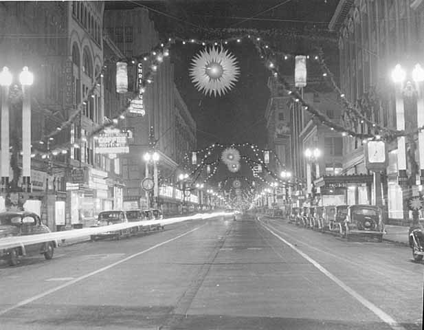 Christmas photographs nyc winter york street 1950s 1950 shopping scenes xmas guestofaguest retro snow sledding 1940s usa history memories holiday Time Machine to the Twenties: Vintage Christmas - Street Decorations