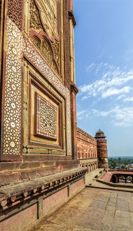 Stone inlay work at Buland Darwaza Stone inlay work at Buland Darwaza