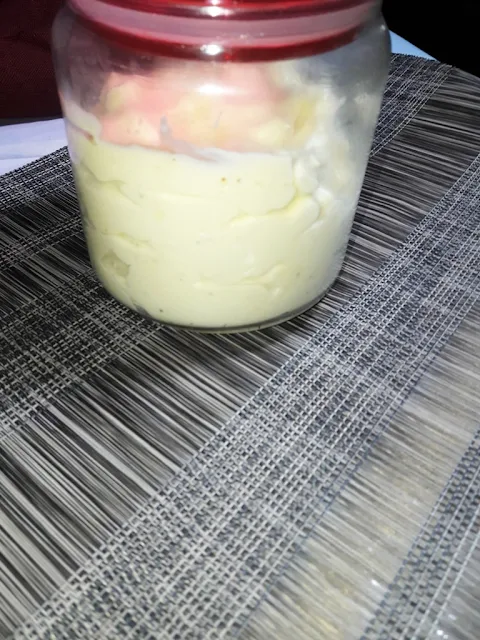 store-the-mayonnaise-in-container