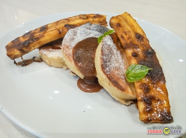 fluffy banana pancake, Yummy All-Day Brunch Meals at Little Owl Cafe