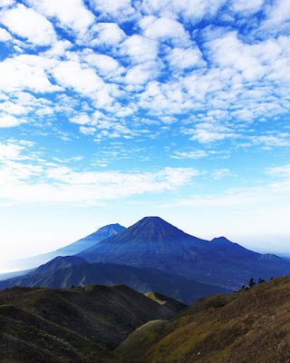 foto gunung sindoro dan sumbi