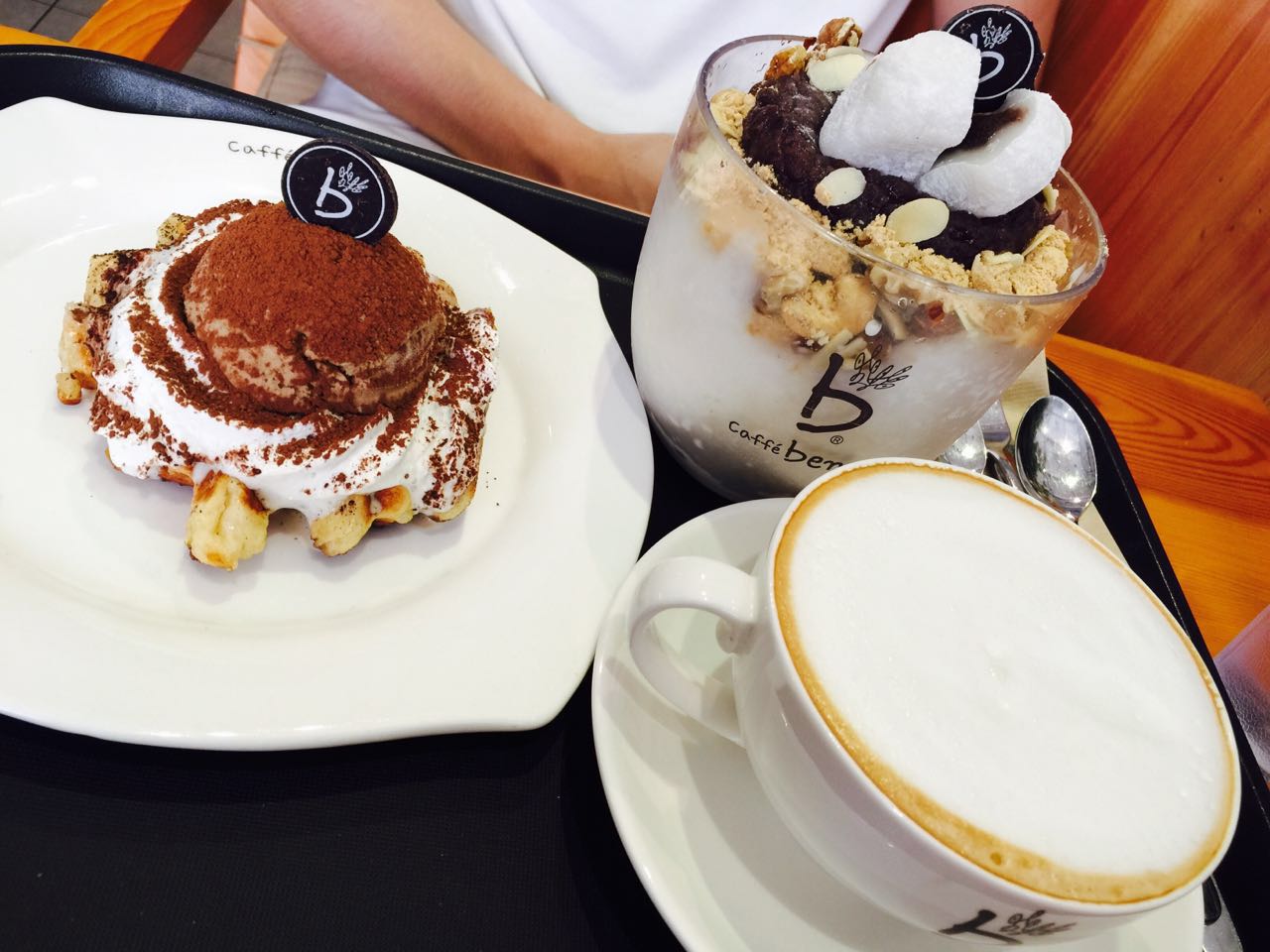 Sweet Hunts Caffe Bene Gurney Paragon