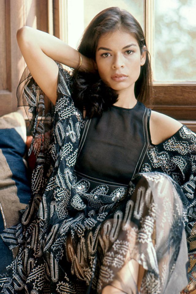 24 Photos Show Fashion Styles of Bianca Jagger in the 1970s