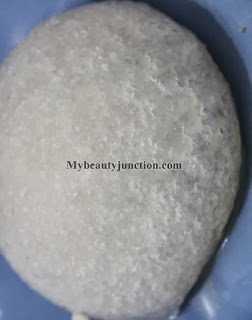 White cleansing Konjac sponge review, photos and use