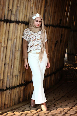 Foto Cewek Model hijab untuk kebaya kutu baru Foto Cewek Model hijab untuk wajah tirus Foto Cewek Model hijab untuk wajah bulat Foto Cewek Model hijab untuk perpisahan sekolah