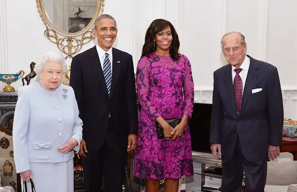 President Obama and his wife will have lunch with HM Queen Elizabeth II at Windsor Castle and dinner with Prince William and his wife Catherine, Duchess of Cambridge, Kate Middleton, tiara diamond earrings