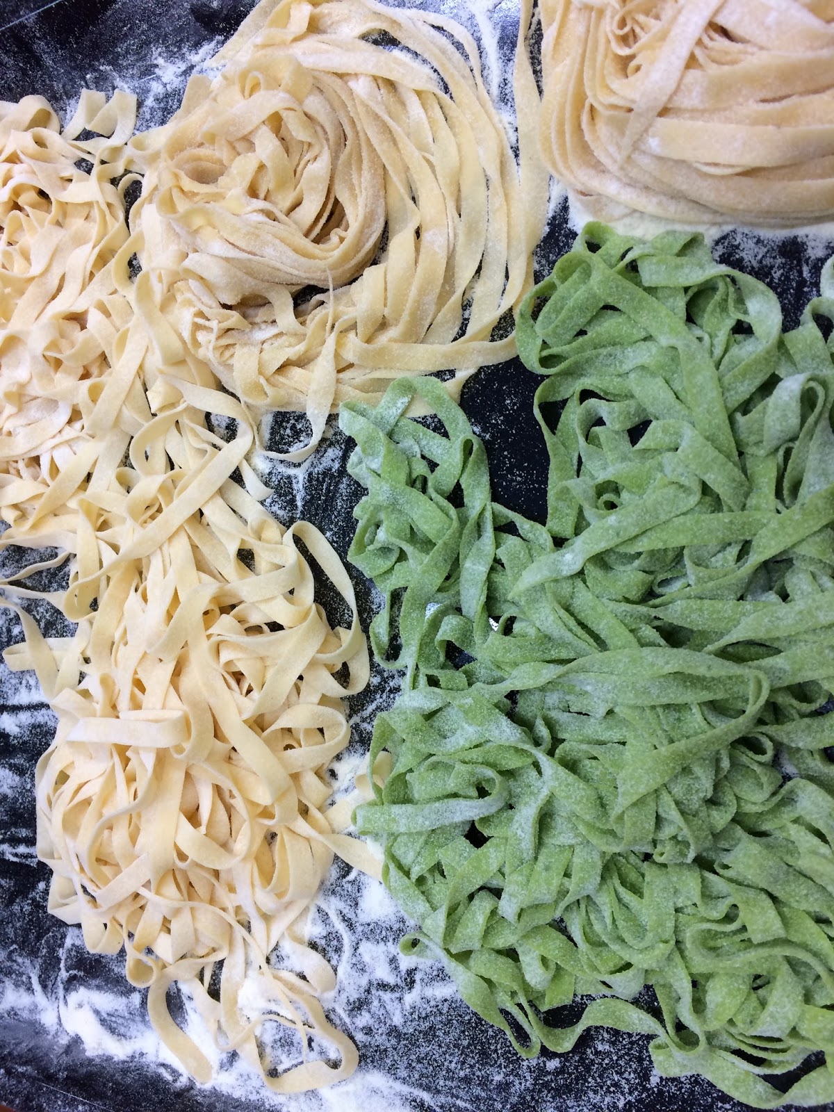 Minu lemmikretseptid Isetehtud munapasta ja bolognese kaste