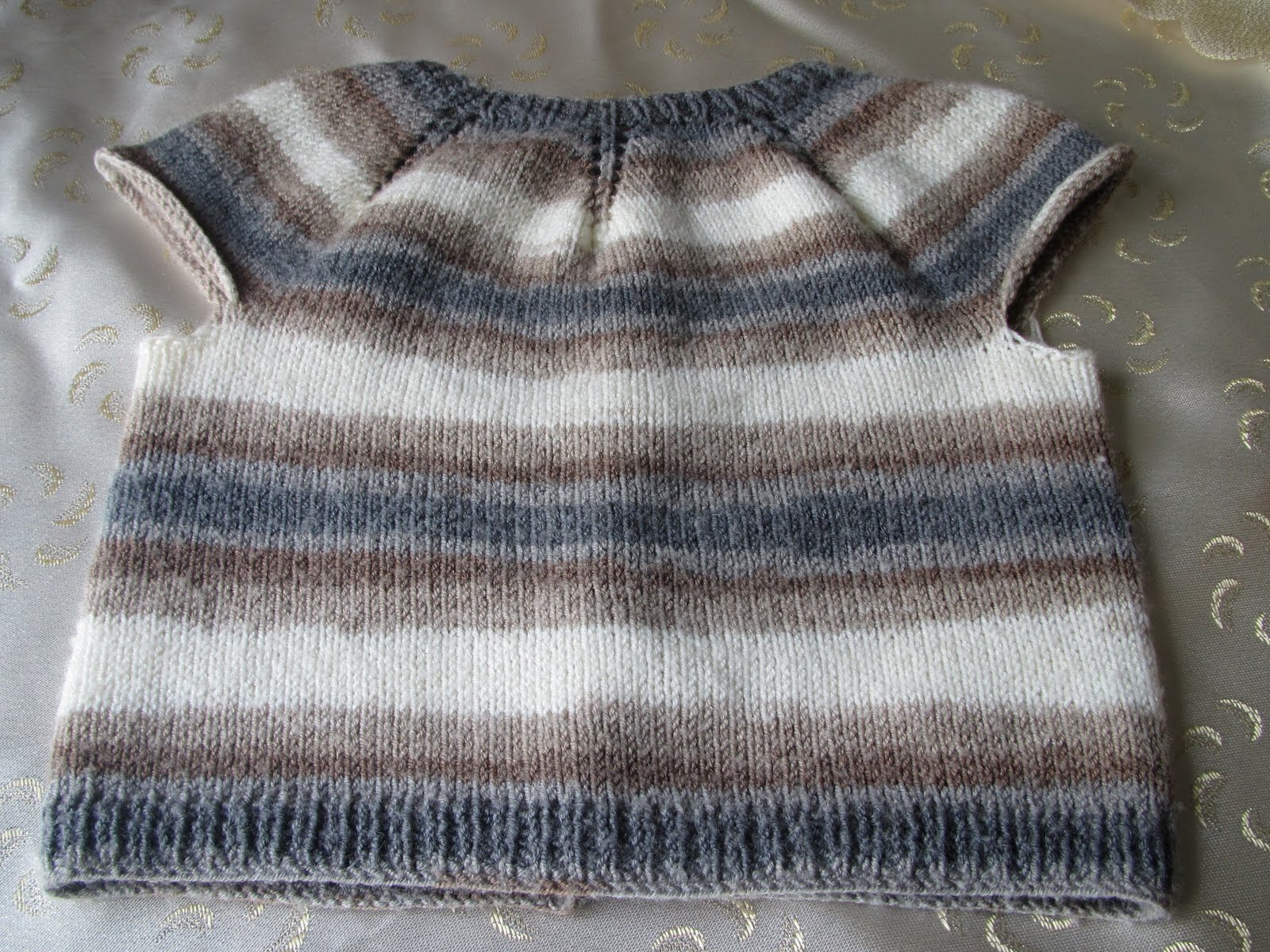 Asuman la Boyundan Başlamalı Bebek Yeleği