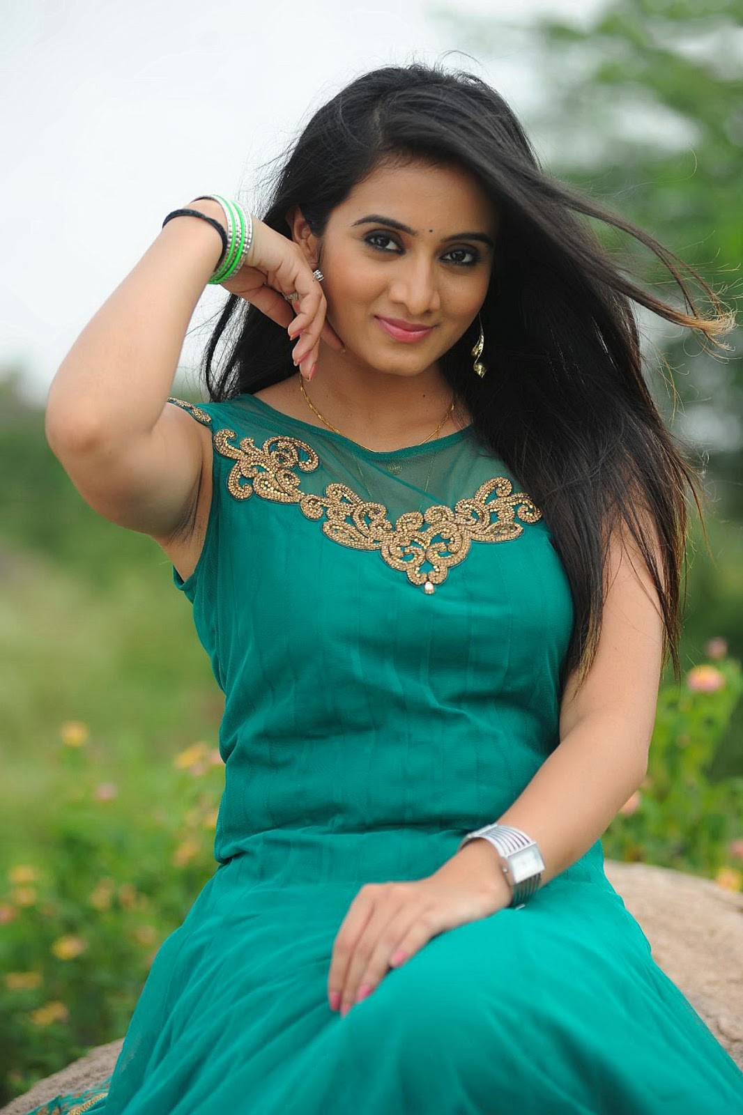 Beauty Galore HD : Harshika Poonacha Beautiful In Green Churidaar Movie ...