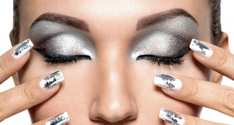 Metallic hues Best Makeup Trends in History