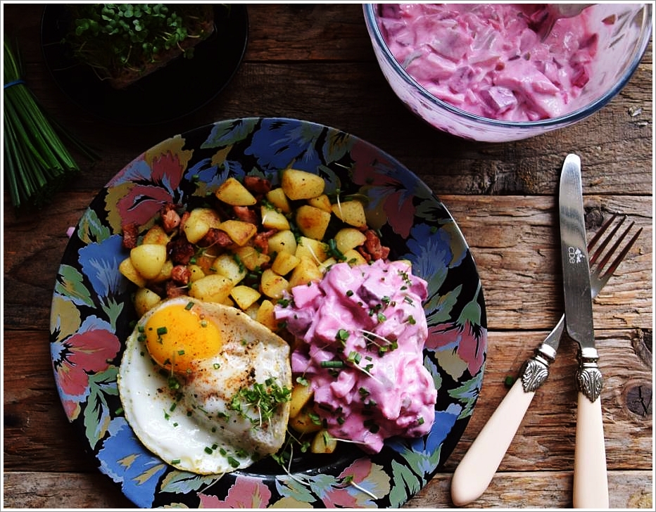 Heringssalat mit Bratkartoffeln und Speck Heringssalat mit Bratkartoffeln und Speck