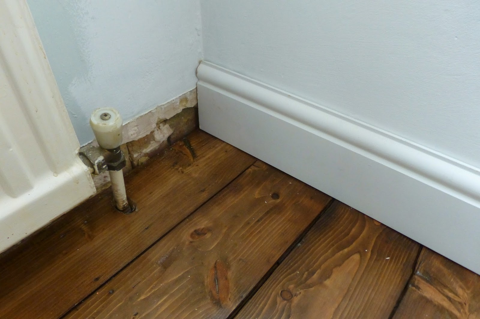 Paint and Style How to install skirting boards (and how not to...)