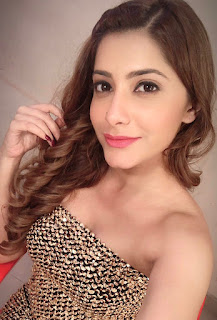 Actress Jia Mustafa Hot and Sexy Images