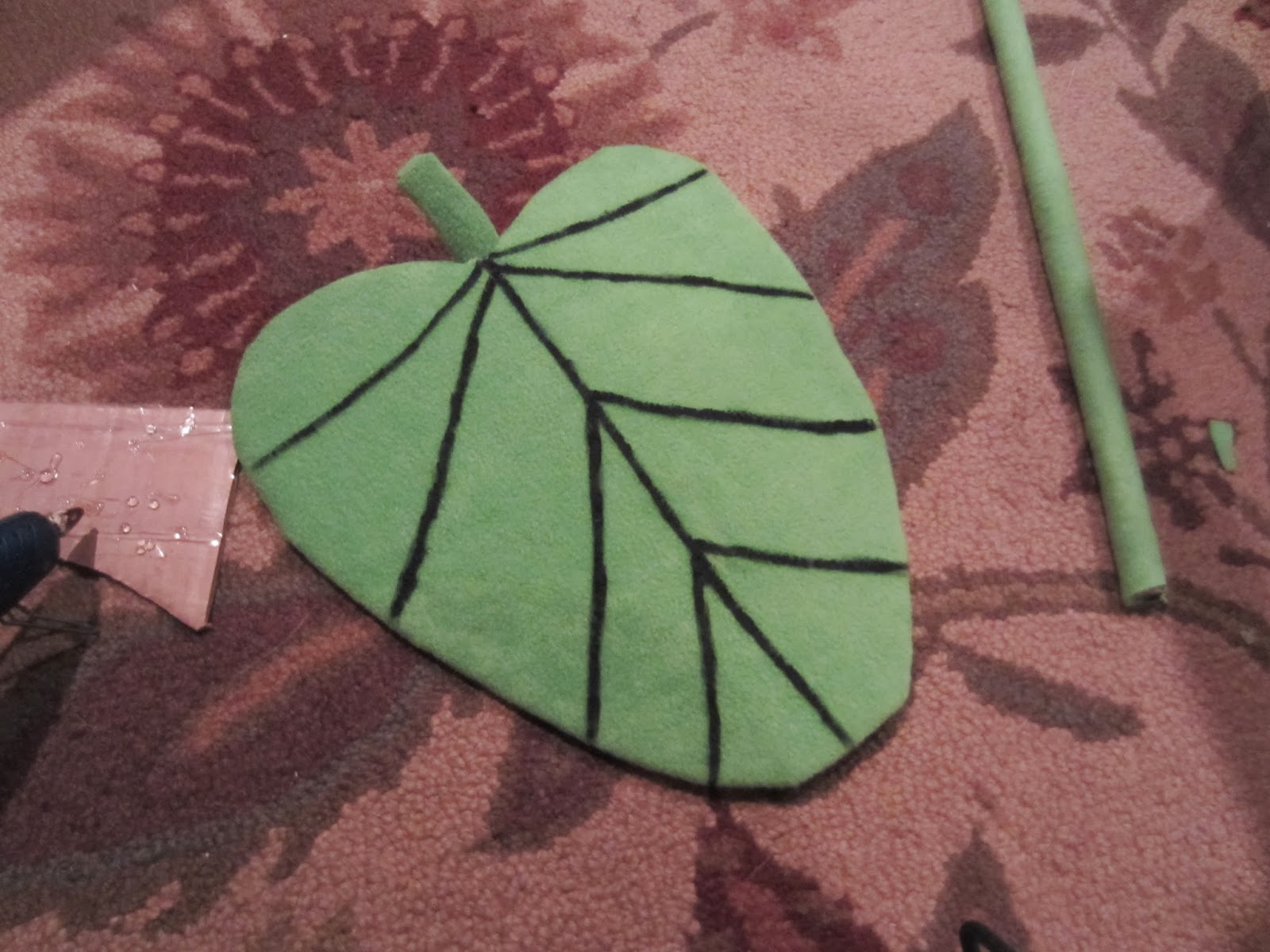 Chelsea's DIY My Neighbor Totoro Leaf Umbrella