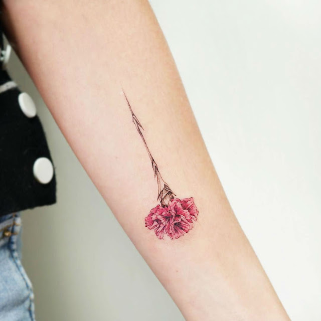 Tatuagens de flores para as mulheres Tatuagens de flores para as mulheres