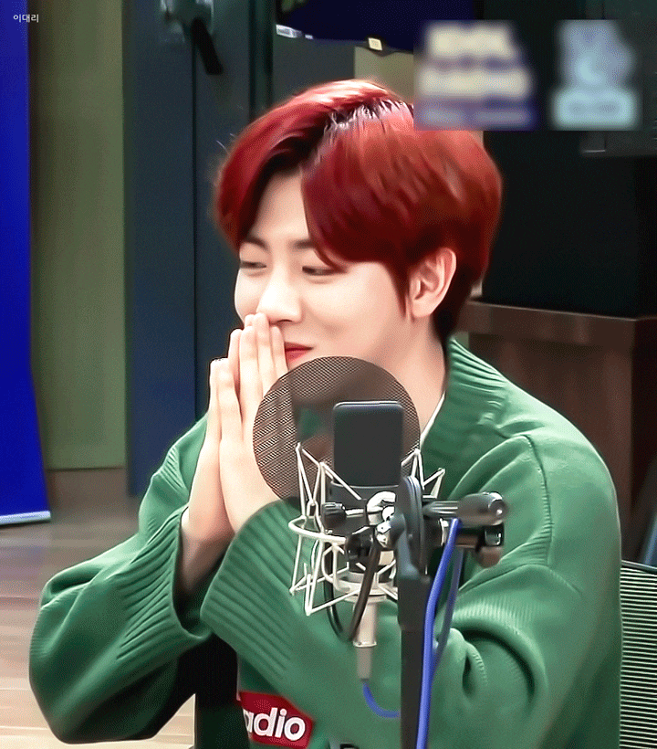 뮤비 조회수 공약으로 겨울왕국 분장하겠다는 골차 멤버 둘 | 인스티즈