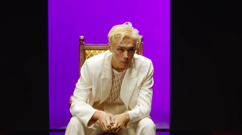 슬렌더체형에 디올착장이 착붙인 데미안.jpgif | 인스티즈