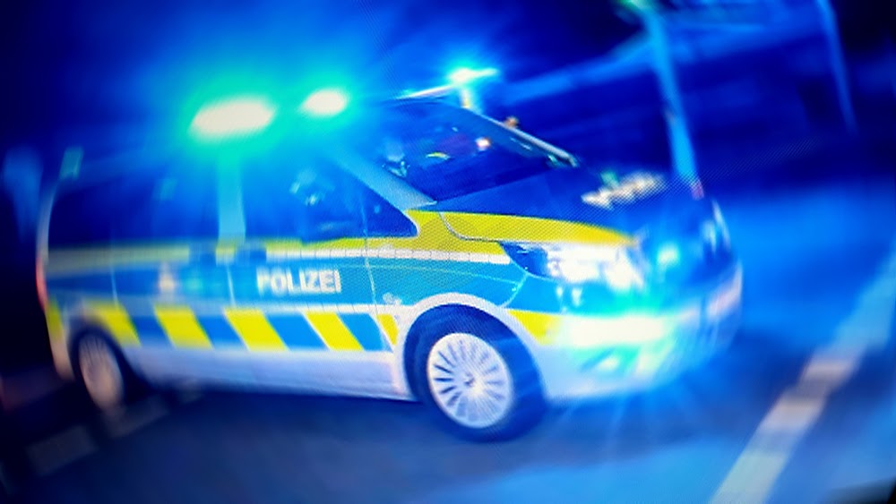 nrw-aktuell.tv: Krefeld: Bewaffneter Überfall auf Bekleidungsgeschäft ...