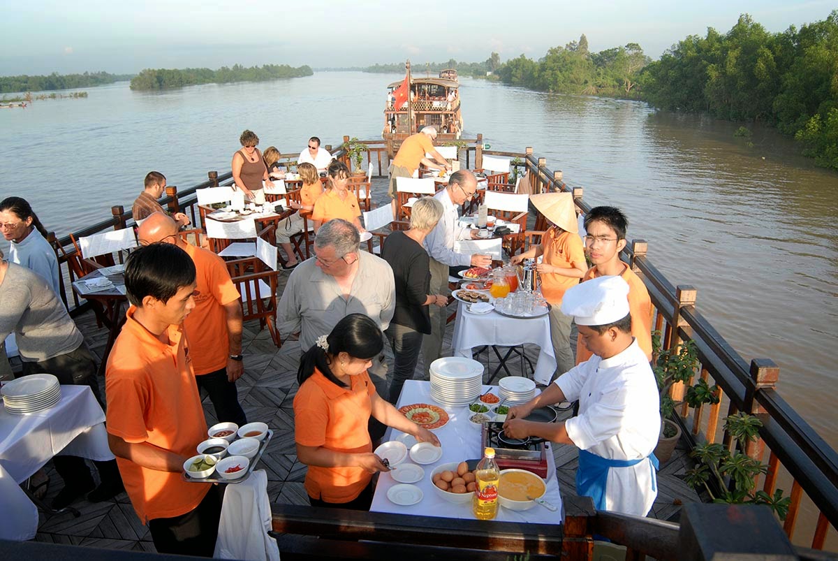 HÌNH ẢNH TÀU MEKONG EYES - PHOTO SOURCE: MEKONG EYES